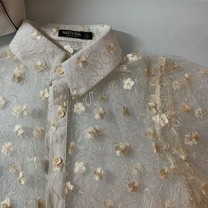 Nasty Gal Women’s White Floral Lace Shirt